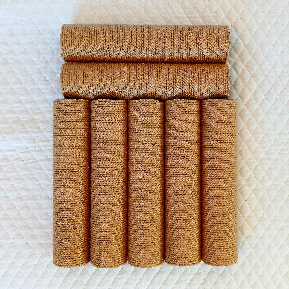 7 M Replacement Cat Scratching Post - M8 Screw Type - 11.6 in × 2.7 in
